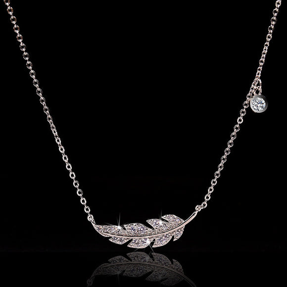 Luxury Leaf Pendant Necklace For Women